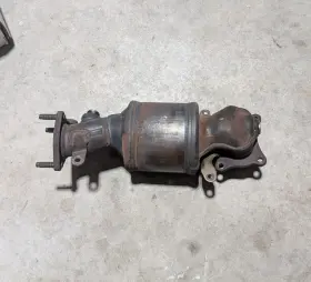 18290-rye-a10 Acura 2010-2013 Mdx Catalytic Converter - Genuine Part