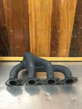 1153220 Alfa Romeo Spider 87-89 - Original Exhaust Manifold. Used. Kar939