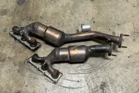 18407556990 Bmw 2009-11 E90 E92 328i N51 Engine Exhaust Manifold Headers 7556989