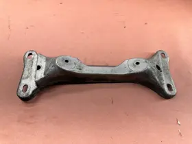 22315a0e6f2 Bmw E46 330ci 3.0l Manual Transmission Gearbox Support Bracket Oem 112kmiles