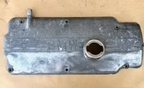 11802600809 Bmw 311603 4 Cylinder 2002 E10 M10 Cam/valve Cover 3.4 225