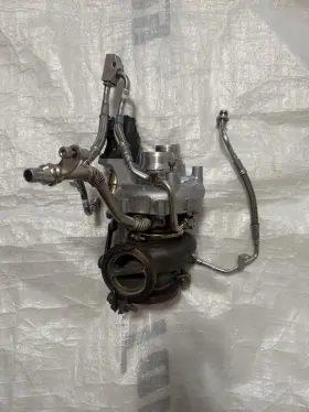 8600290 Bmw 2018 M550i G30 4.4l Turbocharger Turbo Assembly Oem