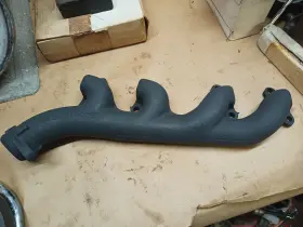 B1364178 Buick 1964 300 Exhaust Manifold 1364178 Right Side