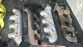 12569267 Chevrolet 01-06 Chevy Silverado Suburban 2500 8.1 Exhaust Manifolds With Shields Oem