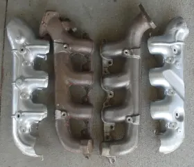 12597212 Chevrolet Left And Right Exhaust Manifold For 01-06 Silverado 2500 / 7214