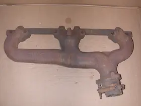 361963 Chevrolet Oem Left Exhaust Manifold - 1970s Camaro 305/350 V-8 #361963