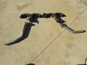 3872741 Chevrolet Sbc 283 327 350 400 Gm Rh And Lh Exhaust Manifolds Ram Horn