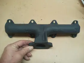 2129299 Dodge Mopar 318 Poly Exhaust Manifold Oem Restored Ready To Install