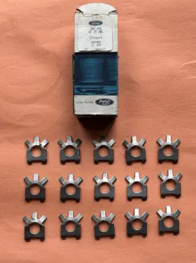370383-s Ford 1965 66 Mustang 170 200 Exhaust Manifold Lock Tab Washers 15x Nos