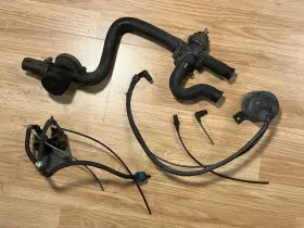 E47e-9f49t-ba Ford V8 Smog Air Tube Valves Emission Hoses Exhaust 87-93 Mustang Fox Body 5.0l