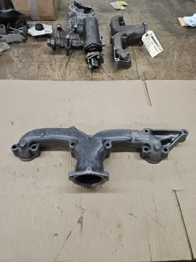 3797902 General Motors 1962-1965 Corvette 327 Hi-performance Exhaust Manifold 2- 1/2 Inch Outlet
