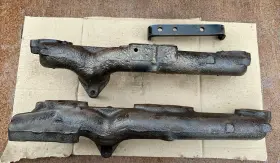 D2255 Gm 1955 1956 Chevrolet Belair Corvette 265 V-8 Exhaust Manifolds Oem Pair - L And R