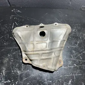 18120-p3f-a11 Honda 97-01 Crv Rd1 Cover Engine Exhaust Manifold Heat Shield Used Oem