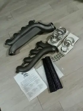 8510hkr Hooker Exhaust Manifolds Set Cast Iron For Gm Ls - Used Mockup