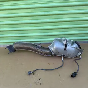 327.in1m16 Infiniti 2016 - 2019 Q50 2.0l Benz Exhaust Manifold Catalytic Converter 2.0 28