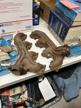C5ve Lincoln 1970s 460 Exhaust Manifolds L.h. R.h. Used Like New
