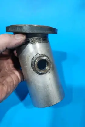 1x250ac01 Man Made 1 X 2.5 Inch Header To Od Angle 3 Bolt Aluminized Collector Reducer With Bung