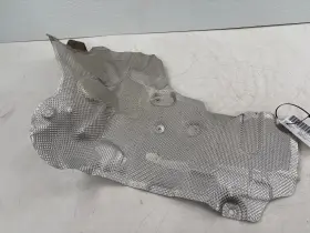 2056820071 Mercedes-benz 2015 - 2021 C300 W205 Floor Pan Heat Shield Front Right Oem