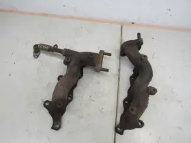 Mr450980 Mitsubishi Exhaust Manifold Montero Sport 1997 2003 Driver Passenger Side Front Pair 3.0l