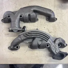 2899879 Mopar 2951216 1970 71 C Body 383 440 Hp Exhaust Manifolds Pair Plymouth