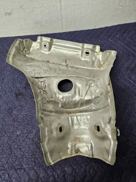 Bv61-9n454-ae Oe Brand 2012-2018 Ford Focus 2.0l Oem Exhaust Manifold Heat Shield 12 13 14 15 16 17 18