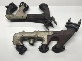 12550119 Oem 1990s Chevy 4.3 L Vortec V6 Exhaust Manifolds Left And Right