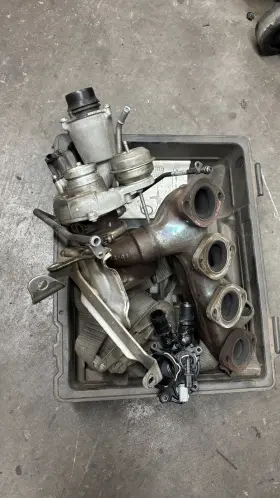 2193301 Oem 2012-14 Mercedes W204/c250 Engine Turbocharger Exhaust Manifold W Wastegate