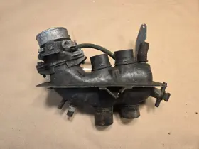 022.133.055g Porsche 914 Air Distributor Housing Oem