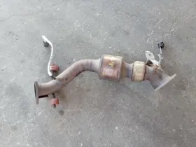 327.rv1e13 Rover Evoque 2013 Exhaust Manifold 327438
