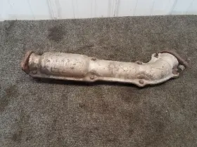 327.su1o06 Subaru 2006 Legacy Exhaust Crossover / Mid Pipe
