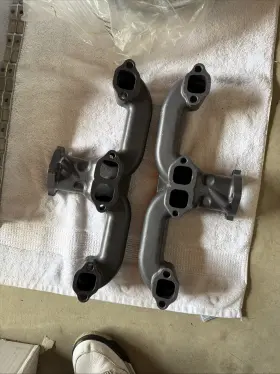 R25909 Summit Raw Ram Horn Exhaust Manifolds For Chevy Small Block Sbc 283 305 327 350 400