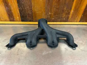 308292 Triumph Tr6 1973-76 Original Exhaust Manifold Dual Outlet. #308292. T8252